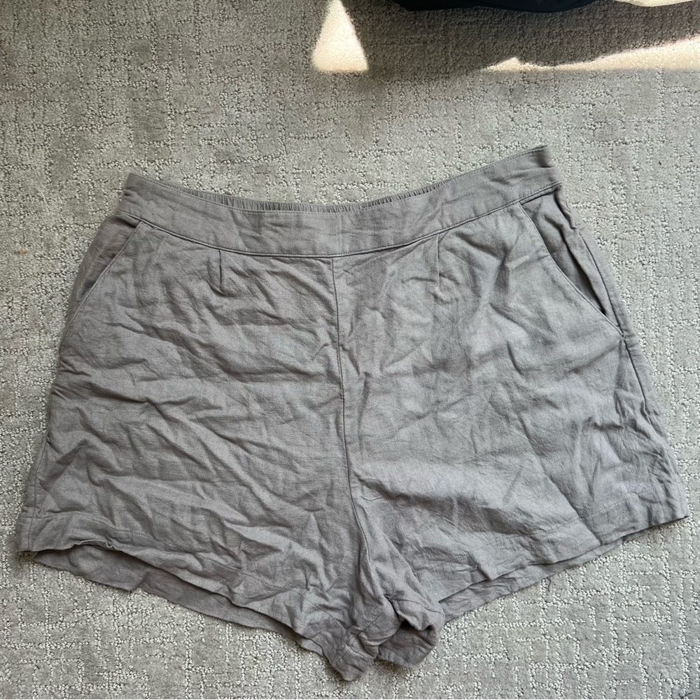 Women's Gray Abercrombie Linen Shorts
